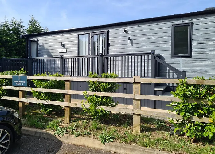 Heather William Luxury Lodge In Woodhall Spa